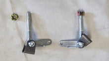 Load image into Gallery viewer, Go kart Steering Strut Knuckle Spindles Set (4T362)