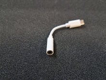 Load image into Gallery viewer, Converter Adapter Type-C to 3.5mm aux Female (IP015)