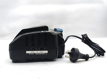 Load image into Gallery viewer, 14.4-18V BOSCH Lithium-ion Batteries 4 Ports Charger (OT008)
