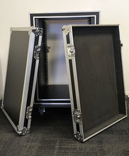 Load image into Gallery viewer, Heavy-Duty 16U Road/Freight Case (RC-03)