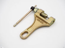 Load image into Gallery viewer, 420-530 Dirt Quad Bike Chain Breaker Splitter Rivet Cutter Repair Tool (4T287)