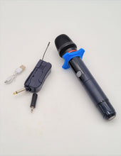 Load image into Gallery viewer, Universal wireless handhold microphone (MC25)