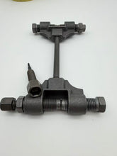 Load image into Gallery viewer, 25H Timing Chain Breaker &amp; Rivet Tool – Splitter Cutter Repair Tool (2T058)
