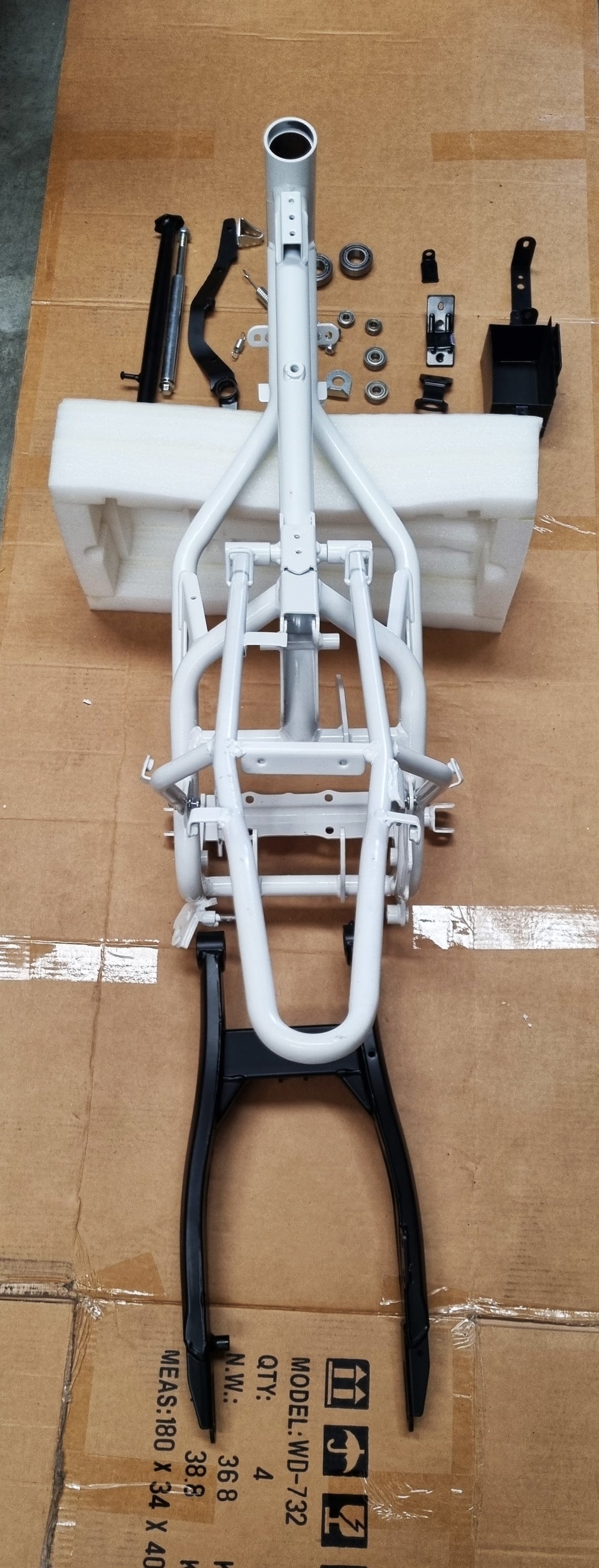 White & Black CRF70 Chassis Frame set (4T359)