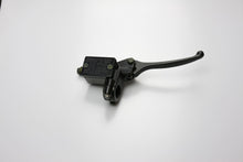 Load image into Gallery viewer, Left Hand Hydraulic 22mm Brake Cylinder (4T120)
